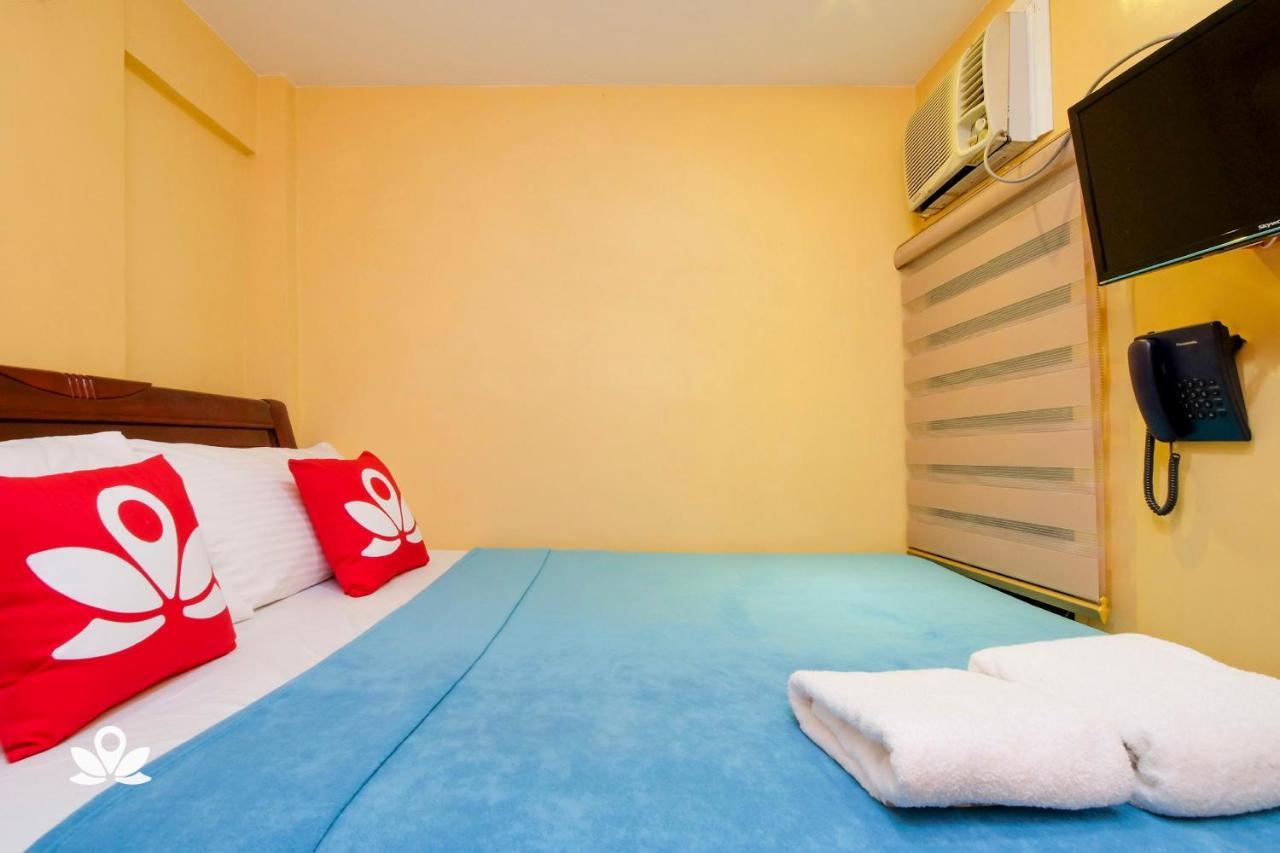Zen Rooms Time Travellers Makati マカティ エクステリア 写真