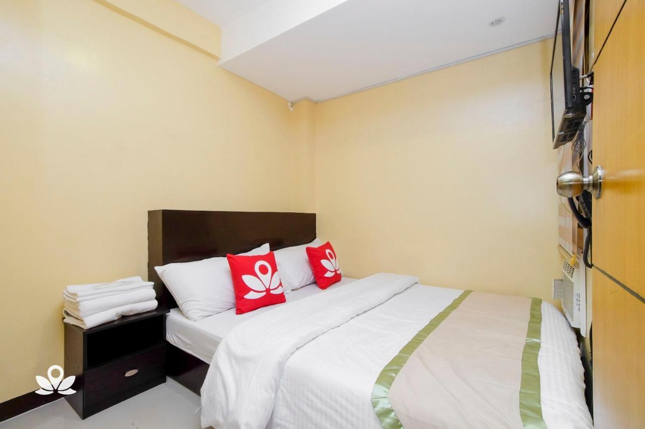 Zen Rooms Time Travellers Makati マカティ エクステリア 写真