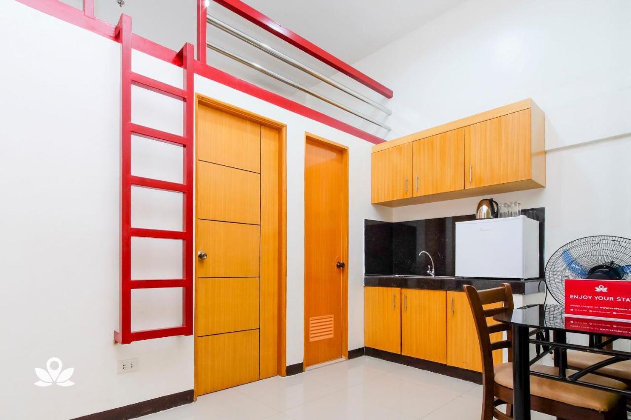 Zen Rooms Time Travellers Makati マカティ エクステリア 写真